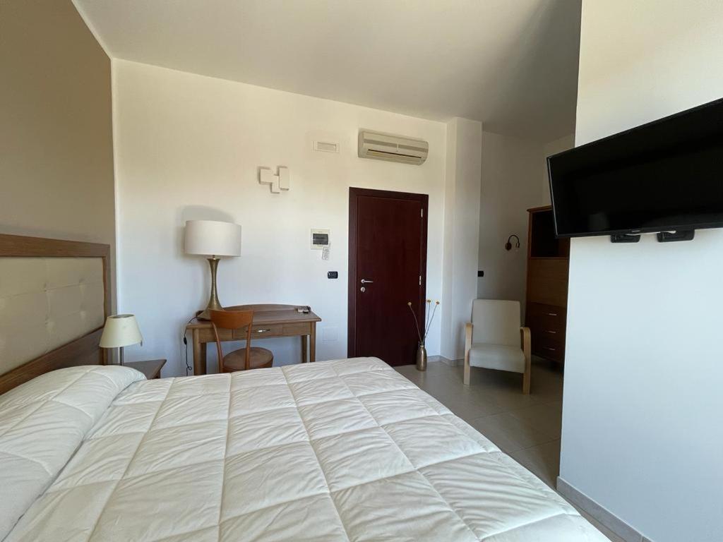 Hotel Posidonia Porto Cesareo Kültér fotó